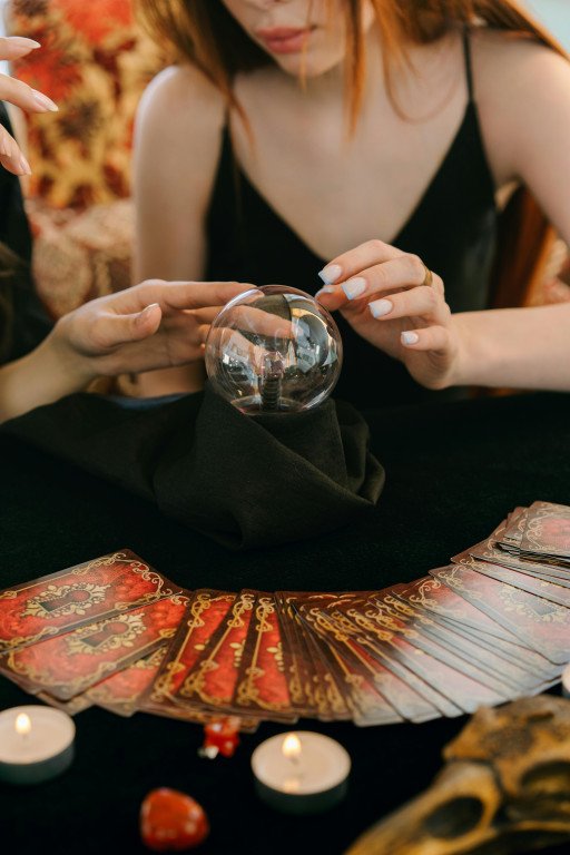The Comprehensive Guide to Card Fortune Telling